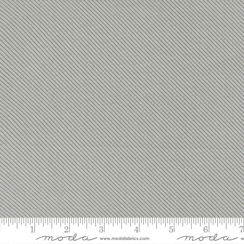 Peachy Keen in Gray Stripe