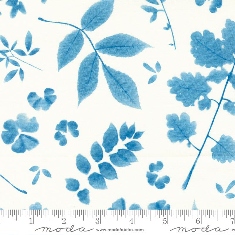 Bluebell: Herschel Floral in Cloud