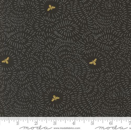 Bee Garden: Twists and Turns in Black Metallic