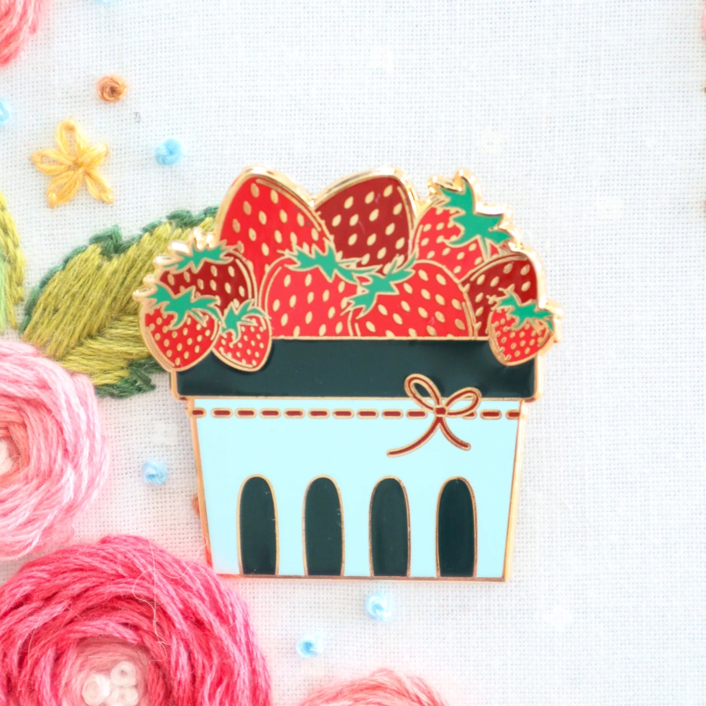 Strawberry Basket Needle Minder