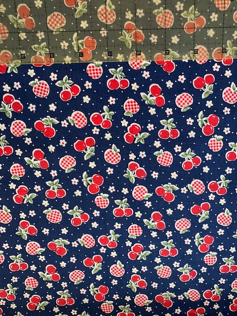 Cotton Shirting in Retro Fruit