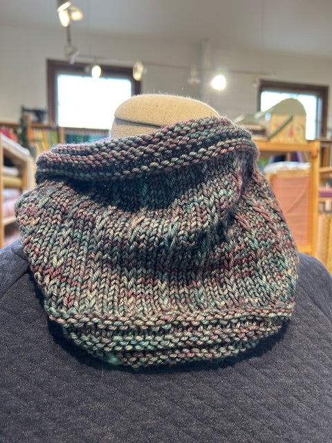 Knitting 102: Knitting a Cowl in the Round w/ Rhonda