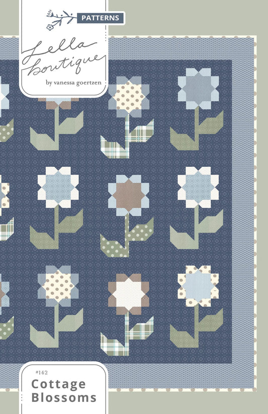 Lella Boutique: Cottage Blossoms Quilt Pattern