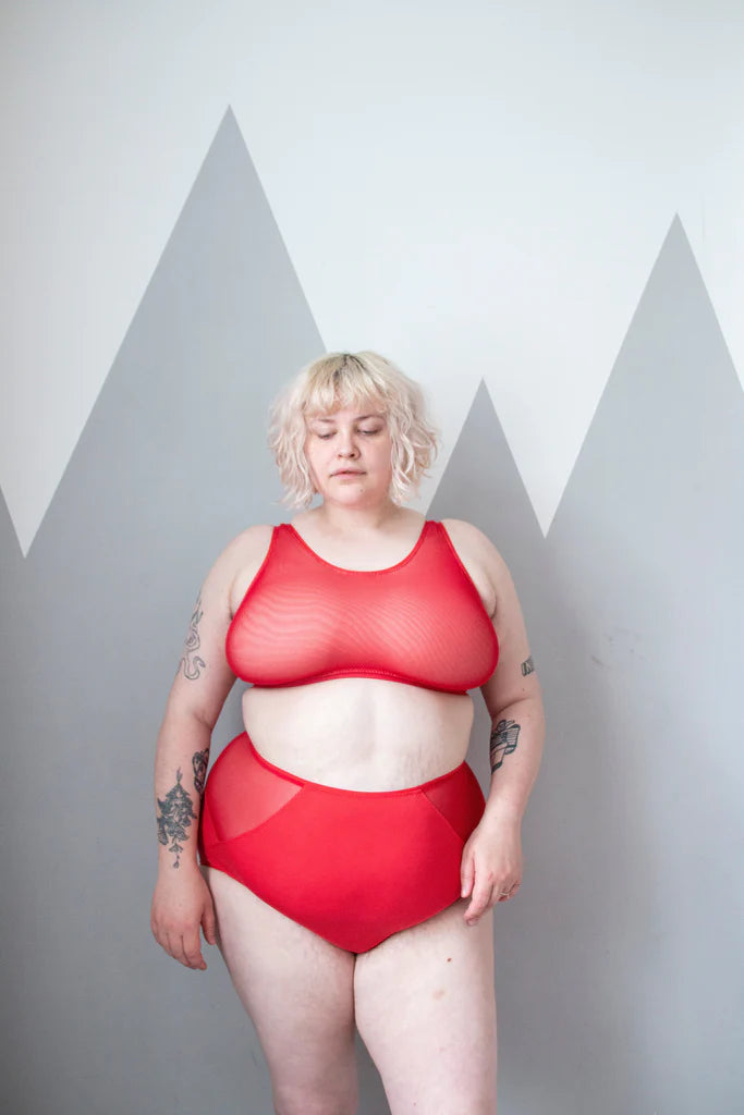 Sophie Hines: Median Knickers