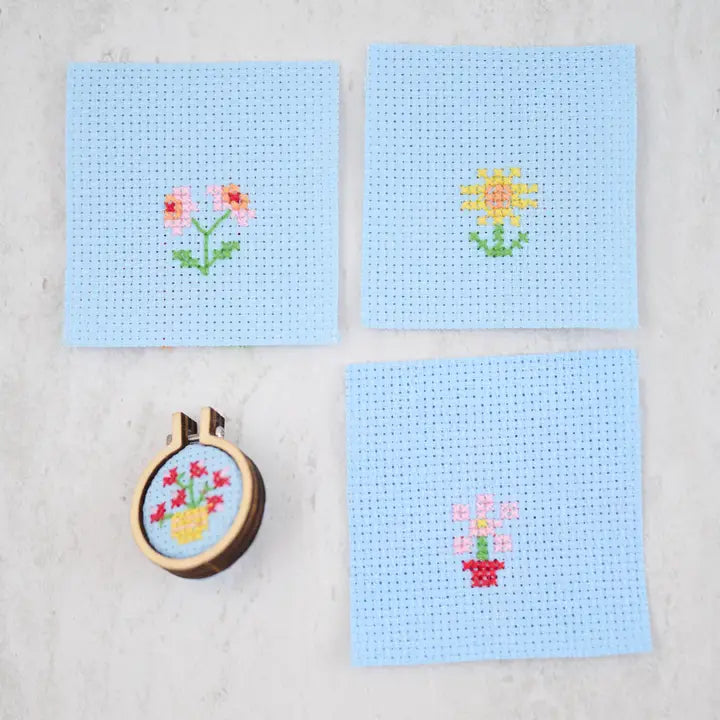 Bunch of Flowers Mini Hoop Cross Stitch Kit
