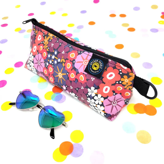 Splash Fabric: Stand Up Pouch in Juanita