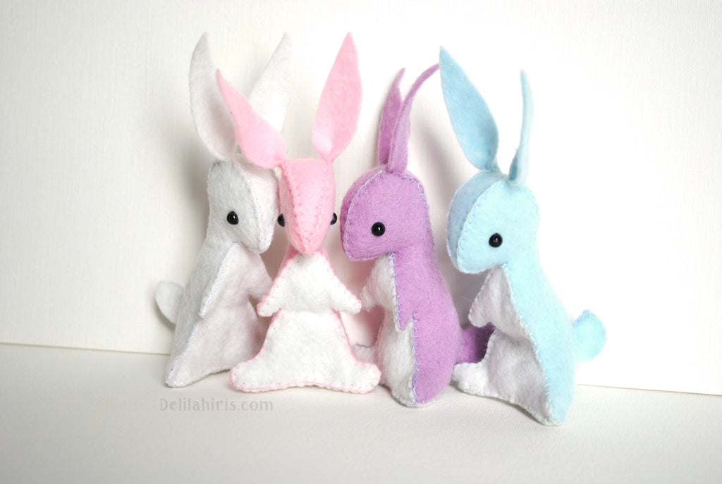 Felt Bunnies Sewing Kit