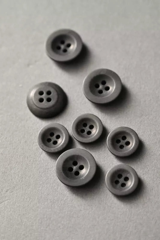 Corozo Buttons 18mm in Grey