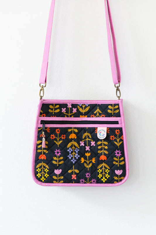 Knot & Thread: Janet Mae Purse