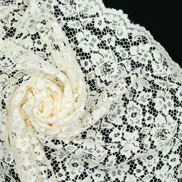 Lace in Ecru