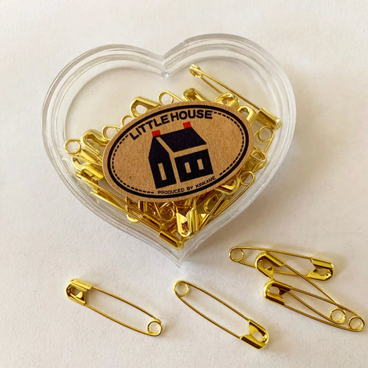 Little House Safety Pin Heart Box
