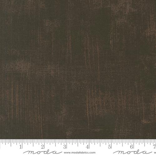 Acorn Hollow Grunge in Soil