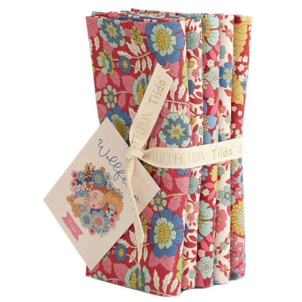 Tilda: Wallflower Fat Quarter Bundle in Burgundy & Pink