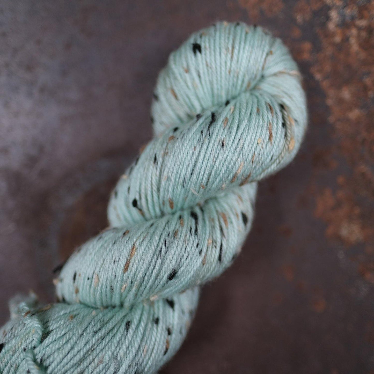 Craggy Tweed - The Farmer's Daughter Fibers