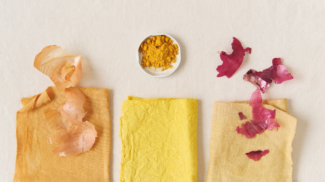 Onion peels create beautiful, naturally dyed fabric.