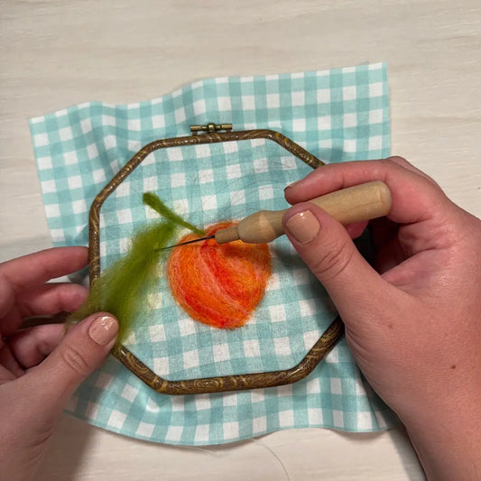 Plum Diddle - Just Peachy Painting With Wool Kit