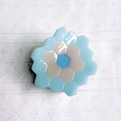 Hexie Claw Clip in Blue