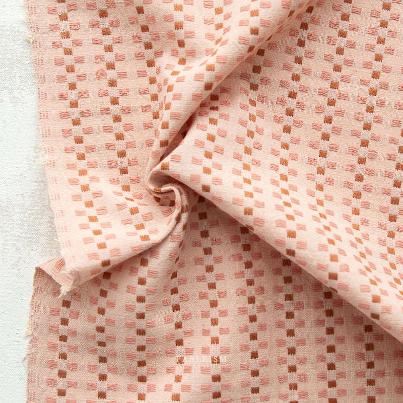 Canyon Springs: Basketweave in Soft Pink