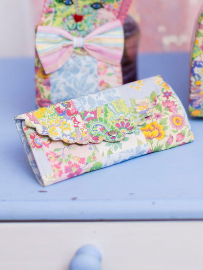 April Cornell Sewing Kit - Multiple Color Optopns