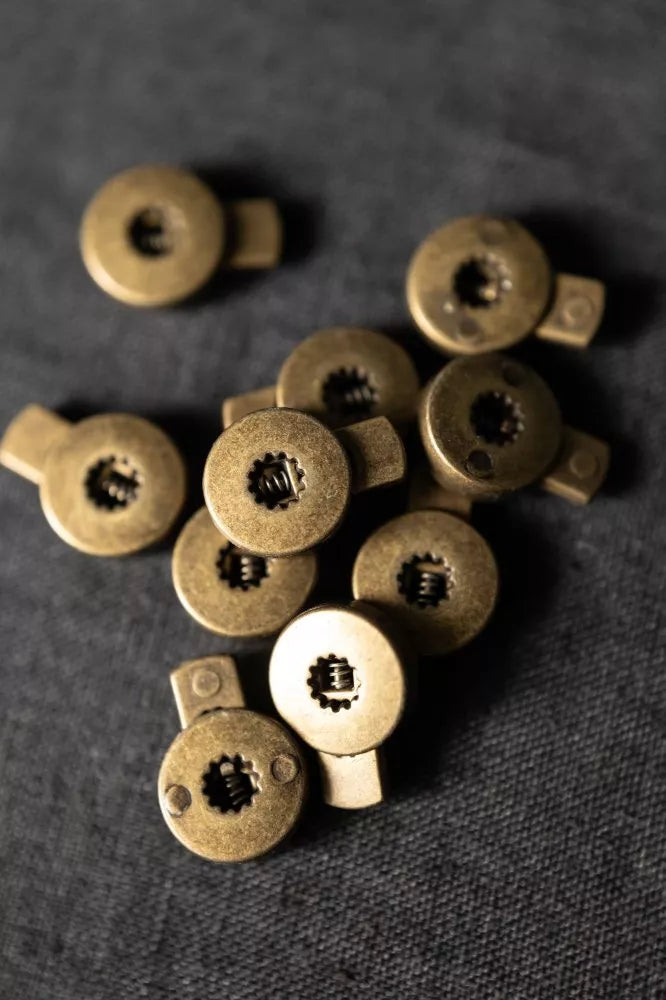 Merchant and Mills - Old Brass Cord Lock
