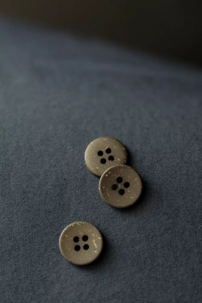 Speckles Button 18mm – Multiple colors