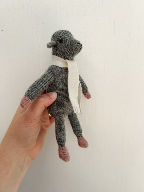 Intermediate Knitting Skills: Agi the Sheep w/ Isabel