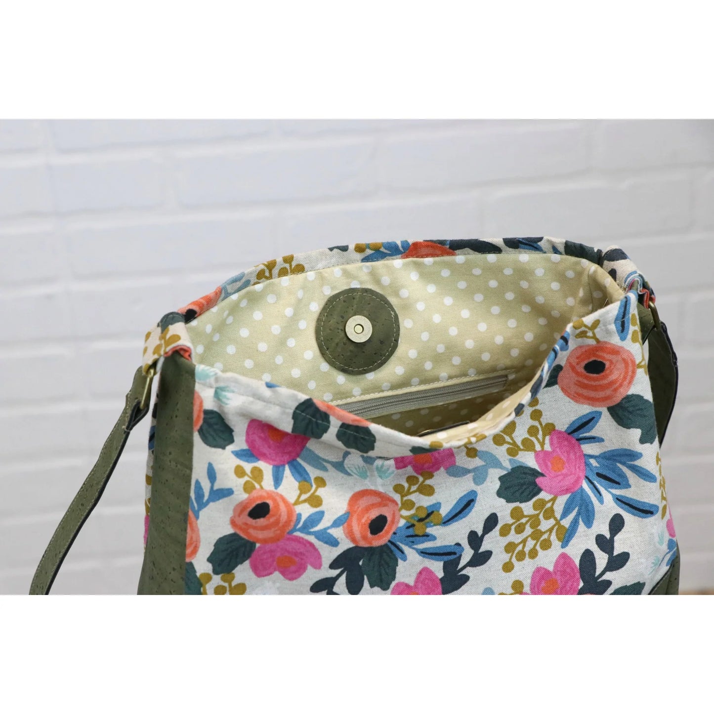 Sallie Tomato - Holly Purse Kit