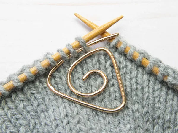 Fox & Pine Gold Triangle Cable Needle