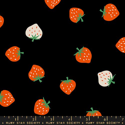 Strawberry: Strawberry Toss in Black