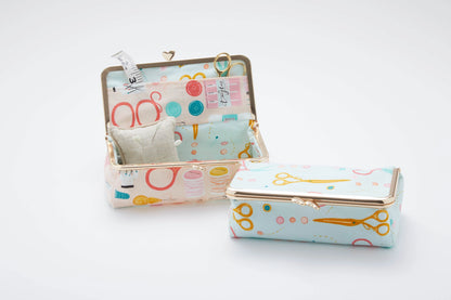 Zakka Workshop - Heart Clasp Sewing Box