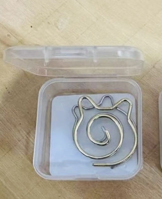 2 Pack - Cat Spiral Cable Needle