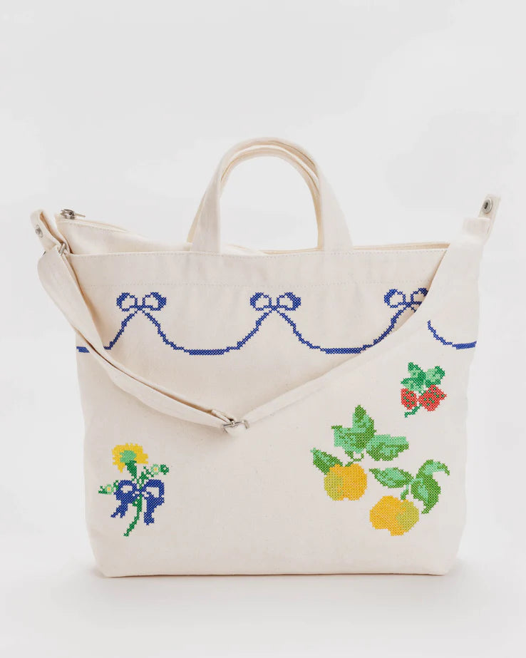 Baggu: Horizontal Zip Duck Bag - Multiple Colors