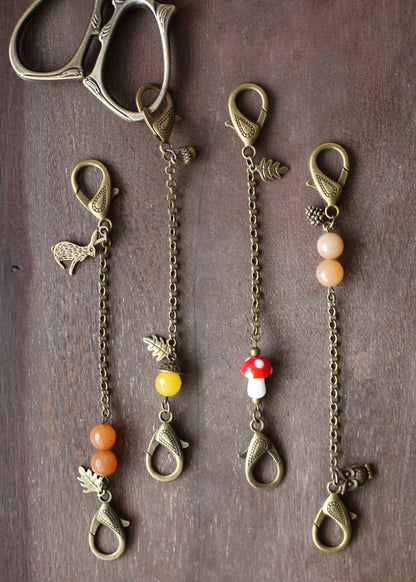 Woodland Scissors Chains