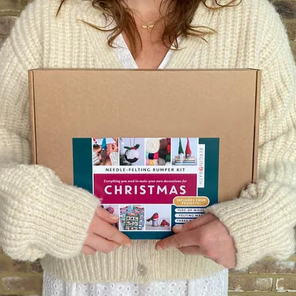 Christmas Needle Felting Bumper Kit