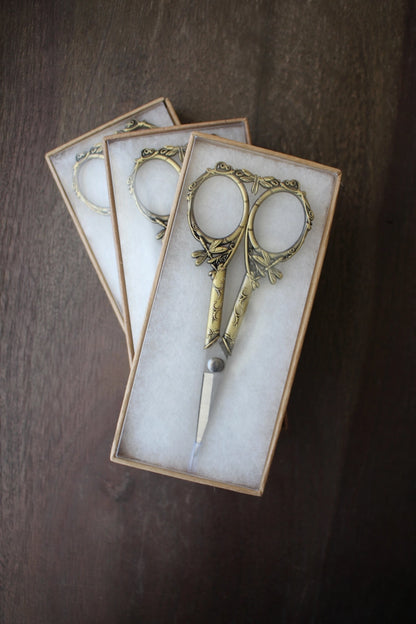 Dragonfly Scissors in Gold