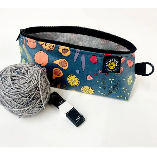 Splash Fabric: Stand Up Pouch in Kale