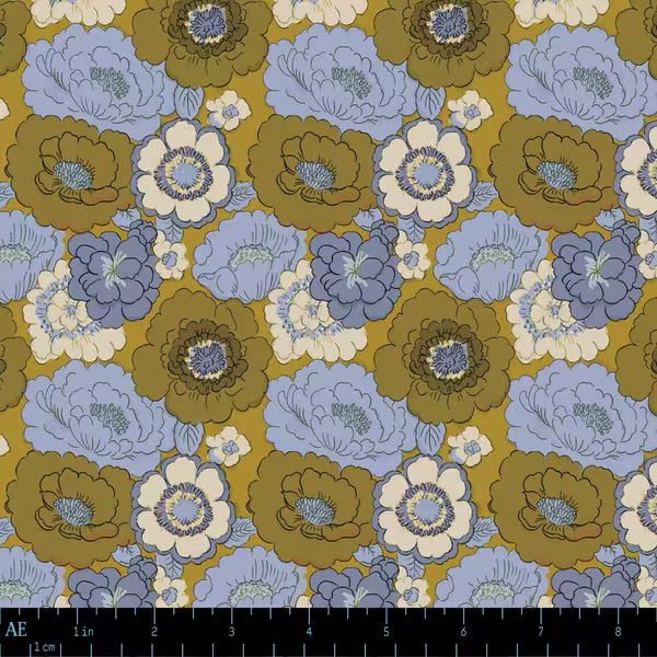 Creme de la Crayon: Grand Peony in Delft Olive