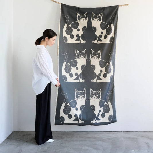 Echino Nekonoe: 2 Cats Cotton Linen Canvas in Charcoal Grey