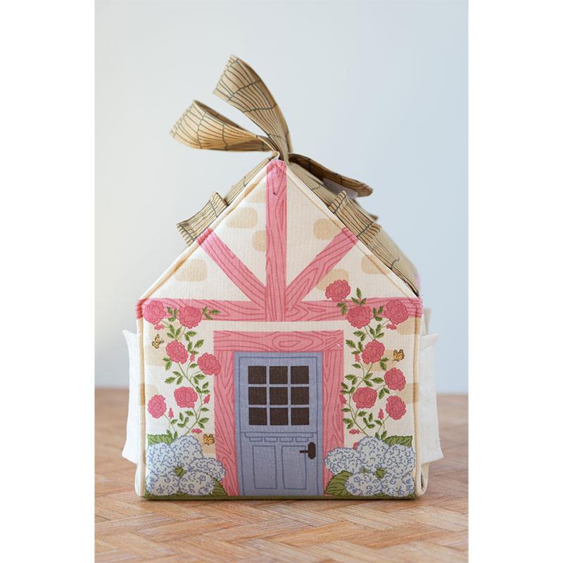 My Secret Garden: Garden Bunny Cottage Panel