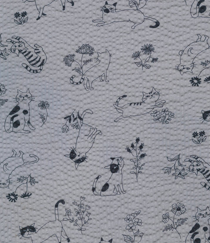Cat Prints Ripple Seersucker: Gray