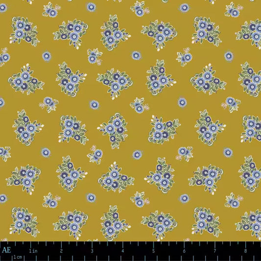 Creme de la Crayon: Threadwork Trellis in Delft Olive