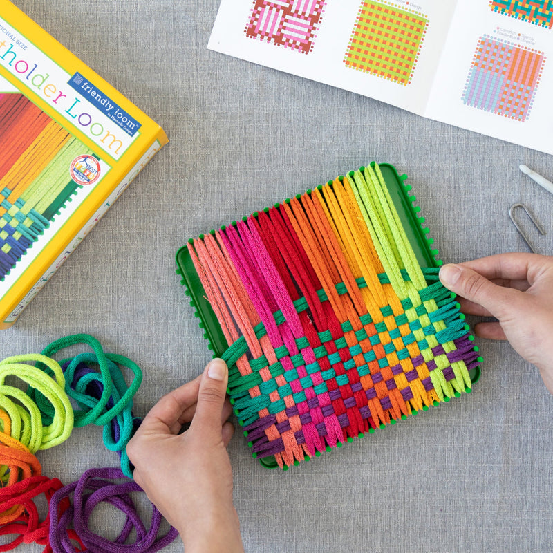 Friendly Loom: Traditional Potholder Loom