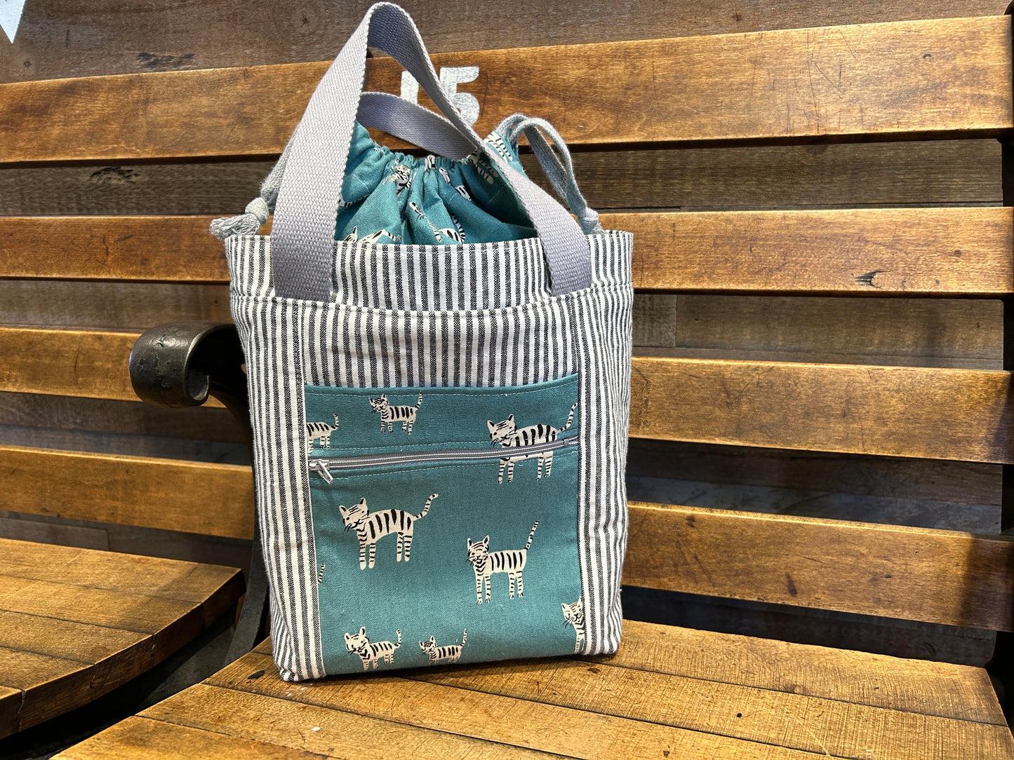 Firefly Tote w/ Kam
