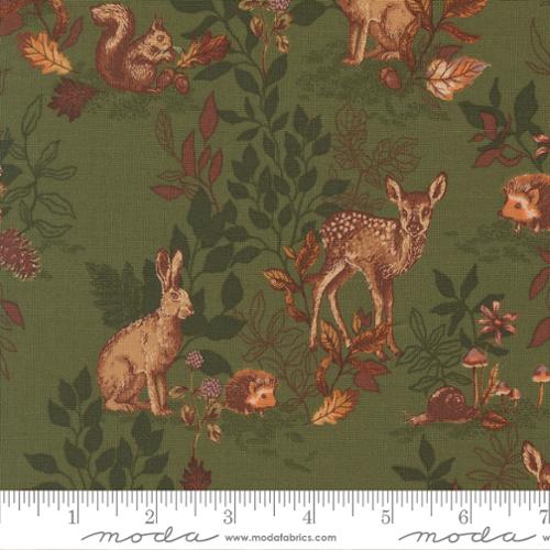 Autumn Forest: Woodland Animals in Leaf