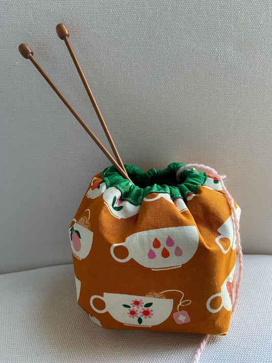 Yarn Cozy Pattern by Liz Bachwich
