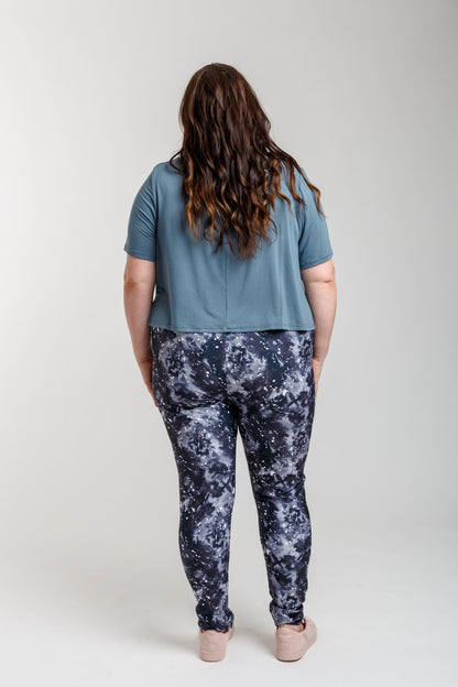 Virginia Leggings by Megan Nielsen